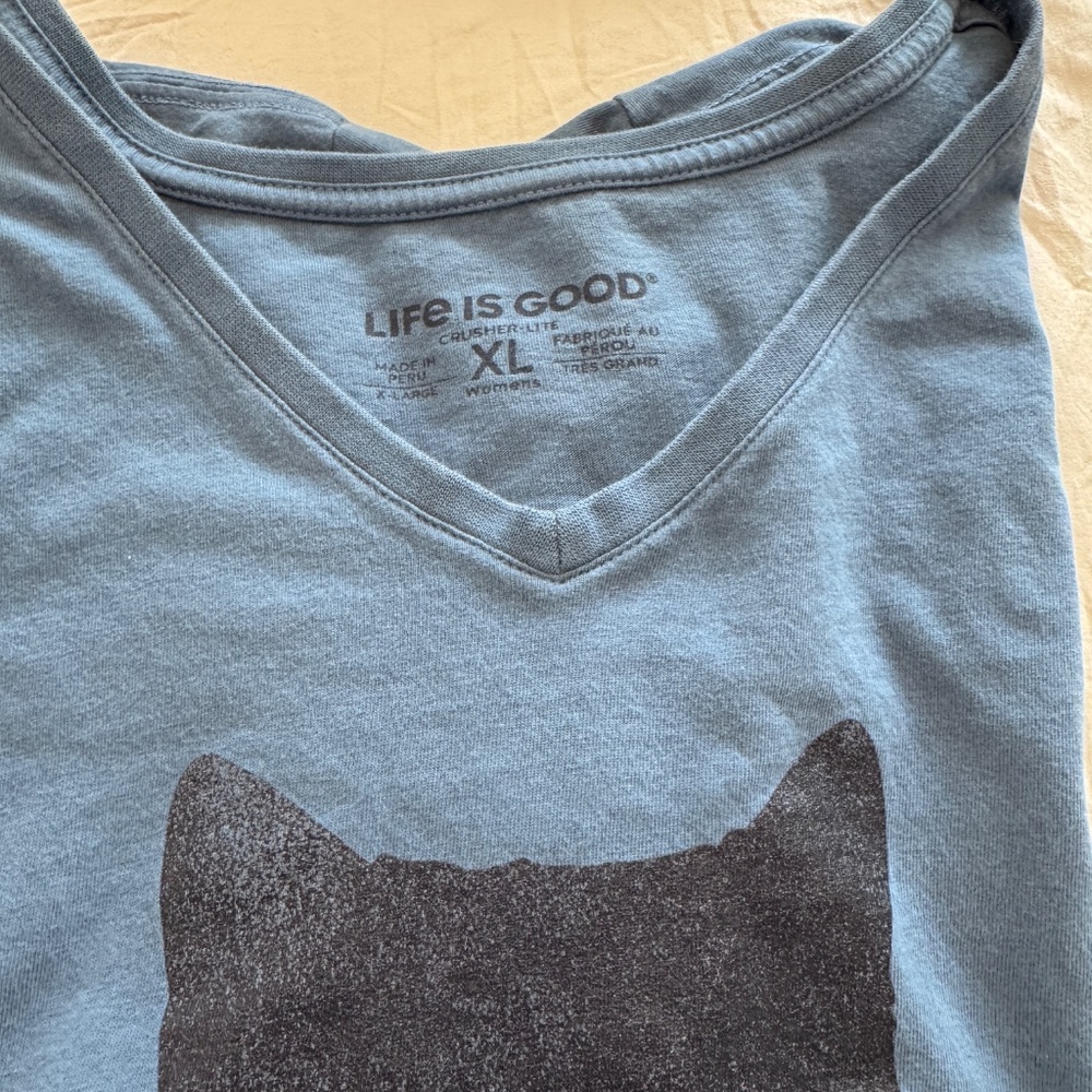 Bundled lot of 2 LIFE IS GOOD V Neck Graphic T Shirts / Women's XL - Picture 5 of 8
